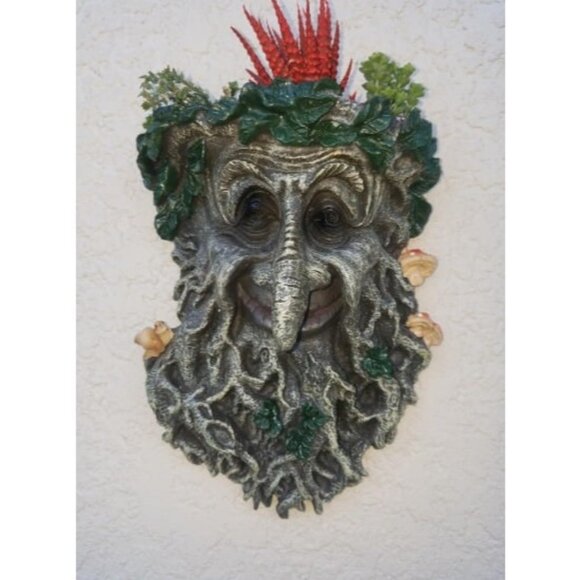 Tree Face Garden Statues Outdoor Decors, Whimsical Tree Face Tree Huggers - Picture 2 of 2